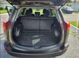 2015 Toyota Rav4 XLE - Photo 4 of 9