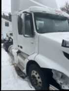 2016 Volvo  - Photo 3 of 6