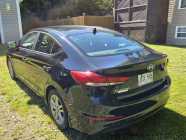 For sale 2017 Hyundai Elantra 4 door Sedan GL  - Photo 3 of 11