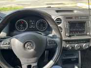 2017 Volkswagen Tiguan AWD low klms. - Photo 6 of 9