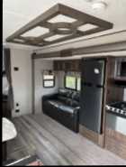 2018 Shasta Revere 29SK - Photo 3 of 10