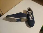 in excellent condition, size 8 medium