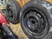 215 70 16  - Photo 2 of 10