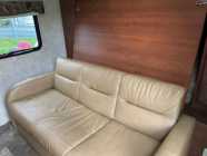 25 foot Trail lite travel trailer - Photo 4 of 9