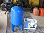 3/4 Shallow Jet Pump with tank - Photo 1 of 2