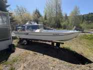 $3000 OBO&hellip;16ft Alum Grumman boat with 40hp Johnson