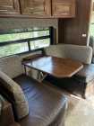 38&rsquo; Class A Motorhome - Photo 8 of 10