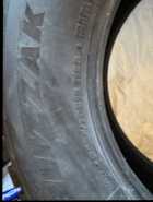 4 Bridgestone Blizzak winter tires - Photo 1 of 4