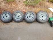4 Winter Wheels and Tires LT275/65R18