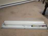 48 inch fluorescent wrap light fixture with bulbs