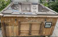 5-Person Saltwater Hot Tub - Photo 1 of 3