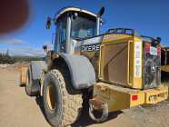 524k Deere loader - Photo 2 of 6