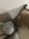 6 string Banjo - Photo 1 of 2