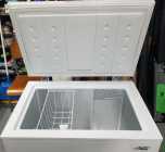 9 cu. ft., Arctic King Deep Freeze  - Photo 2 of 8