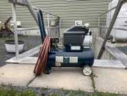 Air compressor 