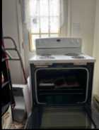 Amana 30in Electric Range  - Photo 1 of 3