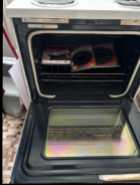 Amana 30in Electric Range  - Photo 2 of 3