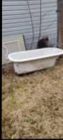 Bathtub 