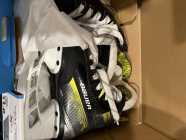 Bauer Hockey Skates size 11 youth - Photo 1 of 2