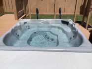 Beachcomber Hot Tub (model 380)