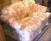  BEAUTIFUL FLORAL LOVE SEAT