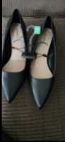 Black dress shoes - Photo 1 of 2