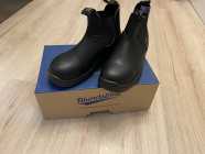 Blundstones