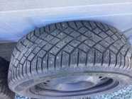 Snow tires on rims, 225/60R17 5 stud. Good conditi - Photo 2 of 9