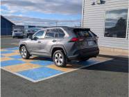 2020 Toyota RAV4 XLE 4dr All-Wheel Drive  - Photo 5 of 19