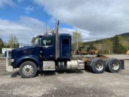 2015 Peterbilt 567 Tractor Truck - Photo 1 of 18