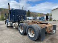 2015 Peterbilt 567 Tractor Truck - Photo 11 of 18