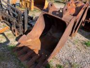 45" Deere 330 / 892 / 350 Excavator Bucket - Photo 1 of 4