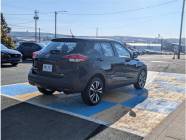 2020 Nissan Kicks SV (CVT) 4dr Front-Wheel Drive  - Photo 3 of 16