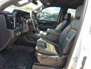 2025 GMC SIERRA 1500 AT4 PREMIUM LOADED 6.2 LITER V8 - Photo 8 of 12