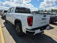 2025 GMC SIERRA 1500 AT4 PREMIUM LOADED 6.2 LITER V8 - Photo 9 of 12