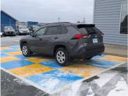 2021 Toyota RAV4 LE 4dr All-Wheel Drive  - Photo 4 of 17