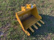 Unused 24" CAT 301 Excavator Bucket