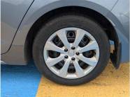 2020 Toyota Corolla LE (CVT) 4dr Sedan  - Photo 6 of 16