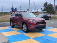 2022 Toyota RAV4 XLE 4dr All-Wheel Drive  - Photo 2 of 20