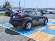 2021 Toyota C-HR LE 4dr Front-Wheel Drive Sport Utility  - Photo 3 of 14