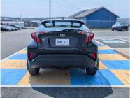 2021 Toyota C-HR LE 4dr Front-Wheel Drive Sport Utility  - Photo 4 of 14