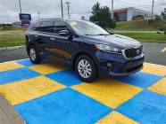 2019 Kia Sorento 3.3L LX V6 Premium 7-Seater 4dr All-Wheel - Photo 2 of 17