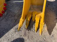 Unused 24" CAT 320 Ripping Bucket - Photo 3 of 7