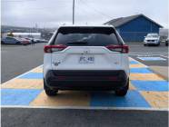 2021 Toyota RAV4 XLE 4dr Front-Wheel Drive  - Photo 4 of 19