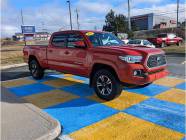 2018 Toyota Tacoma SR5 V6 4x4 Double Cab 6 ft. box  - Photo 2 of 17