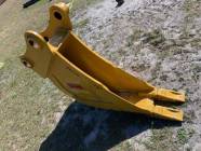 Unused 12" Komatsu PC200/210/220 Narrow Excavator Bucket