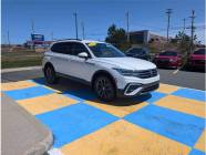 2022 Volkswagen Tiguan Comfortline 4dr All-Wheel Drive 4MOTION  - Photo 2 of 17