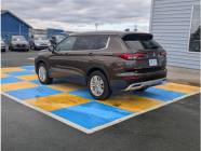 2024 Mitsubishi Outlander LE 4dr S-AWC  - Photo 5 of 18