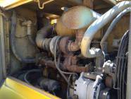 PARTING OUT ... 1995 Komatsu WA250-1 Loader - Photo 10 of 14