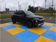 2023 Chevrolet TrailBlazer LT All-Wheel Drive  - Photo 2 of 17